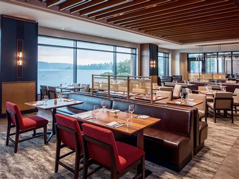 hyatt regency seattle restaurants